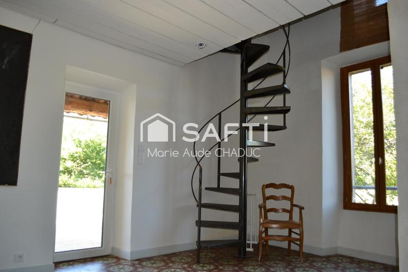 Maison - 292 m² - 9 pièces