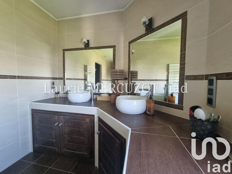 Maison de maîtres - 260 m² - 7 pièces