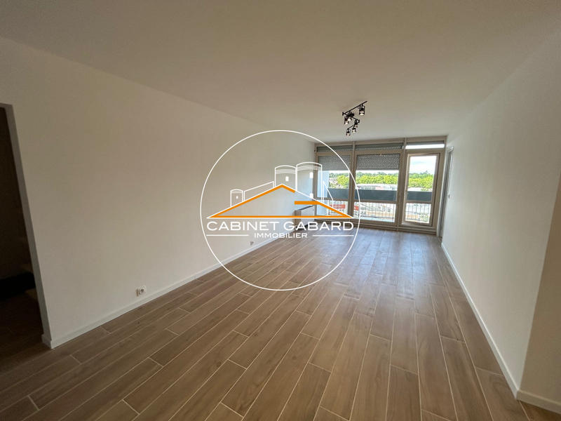 Appartement - 75 m² - 4 pièces