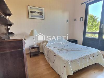 Maison - 140 m² - 6 pièces