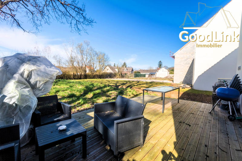 Maison traditionnelle - 95 m² - 6 pièces