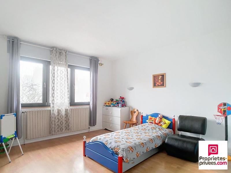 Maison - 94 m² - 4 pièces