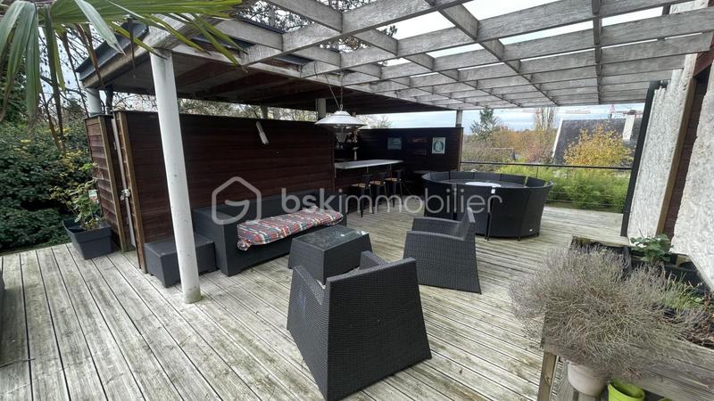 Maison d'architecte - 317 m² - 7 pièces