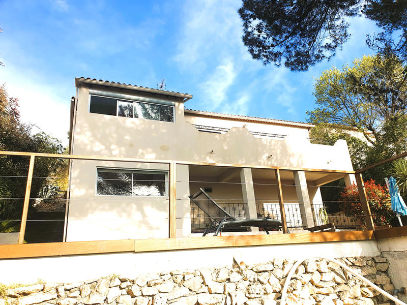 Villa - 157 m² - 6 pièces