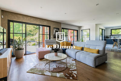 Maison - 191 m² - 7 pièces