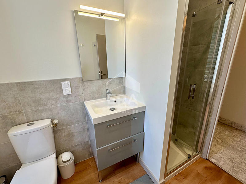 Maison - 338 m² - 14 pièces