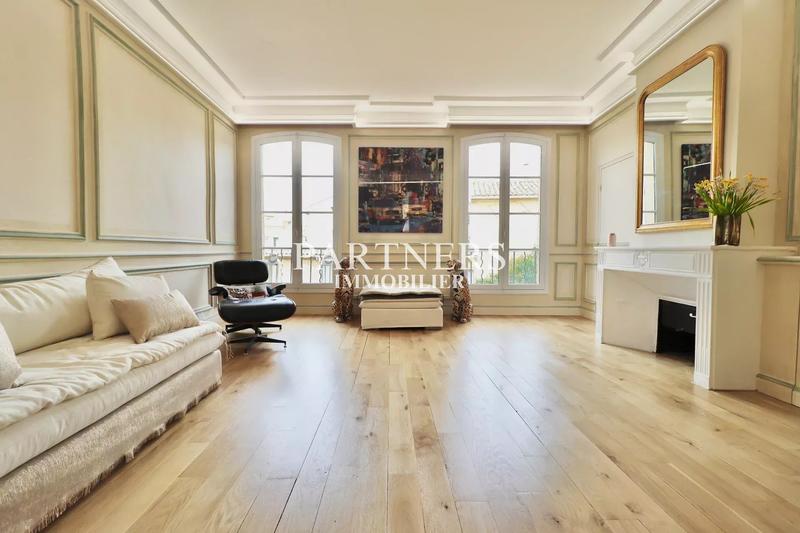 Appartement - 117 m² - 3 pièces