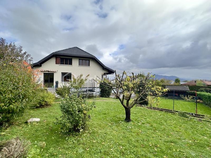 Maison - 112 m² - 6 pièces