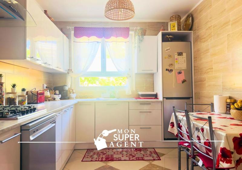 Maison - 177 m² - 7 pièces