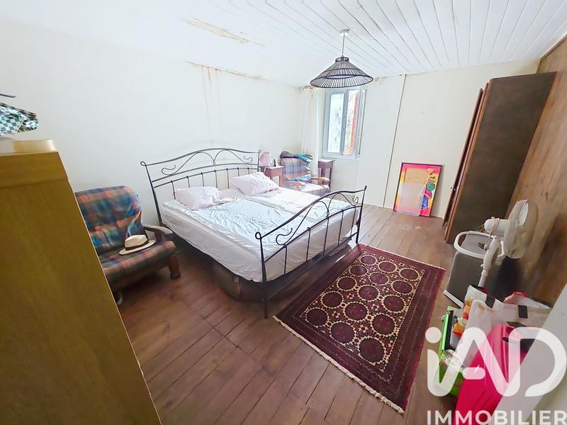 Maison - 223 m² - 8 pièces