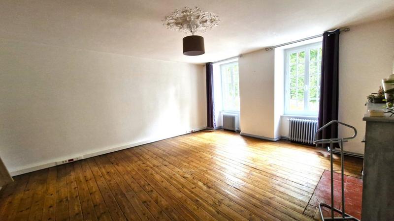 Maison - 204 m² - 10 pièces