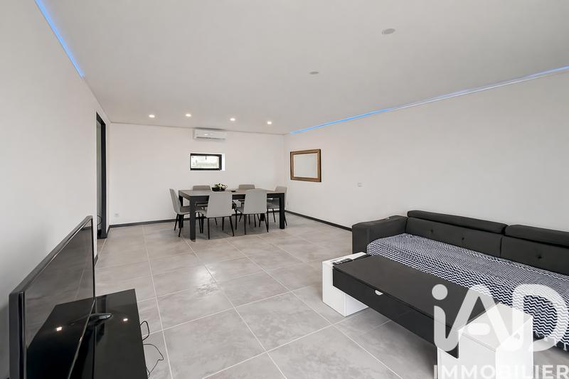 Maison - 95 m² - 5 pièces