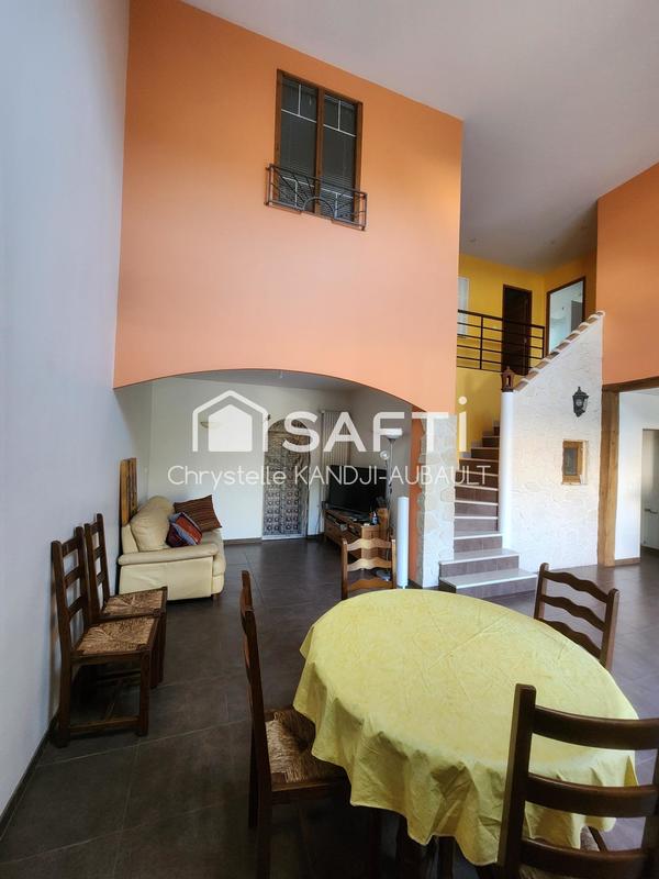 Maison - 133 m² - 6 pièces