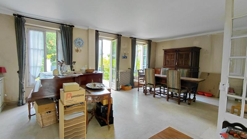 Maison - 140 m² - 7 pièces