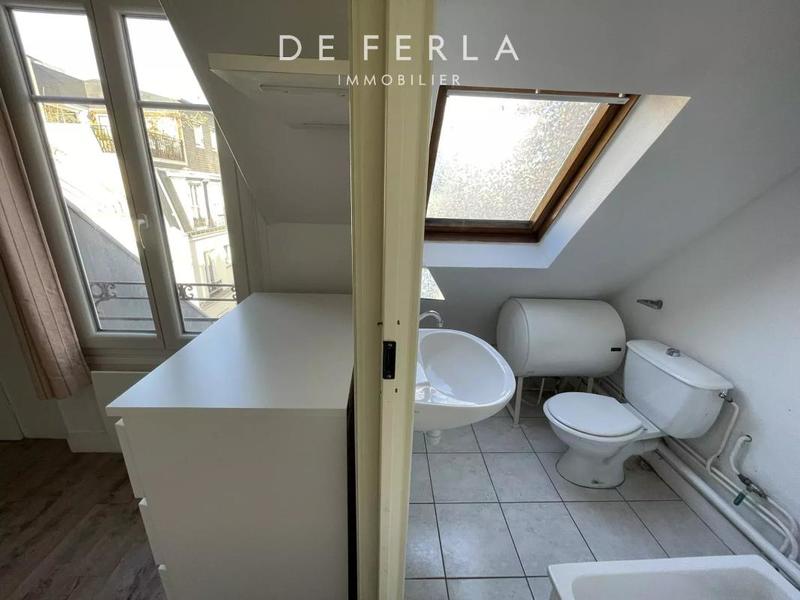 Studio - 10 m² - 1 pièce