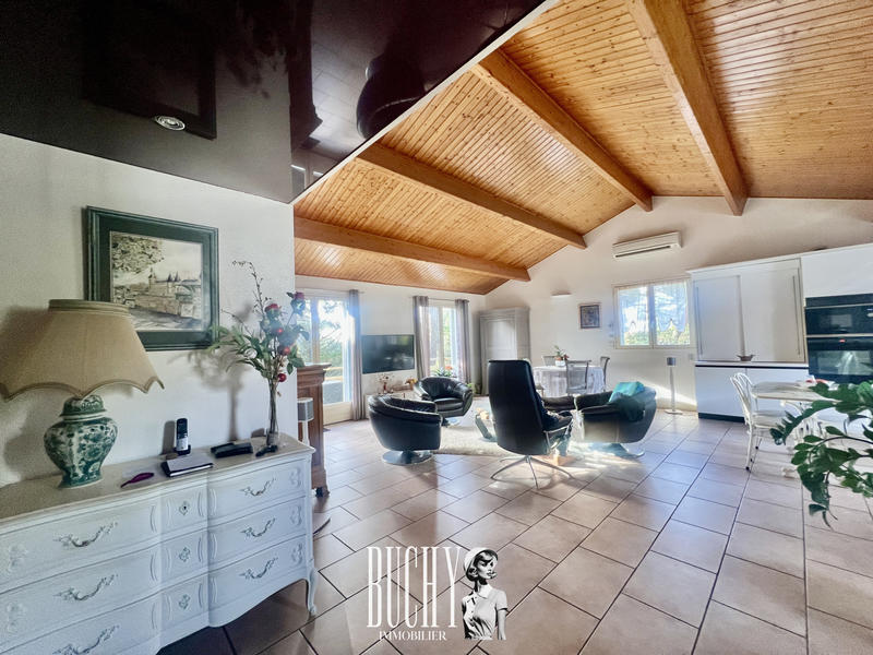 Maison - 168 m² - 5 pièces