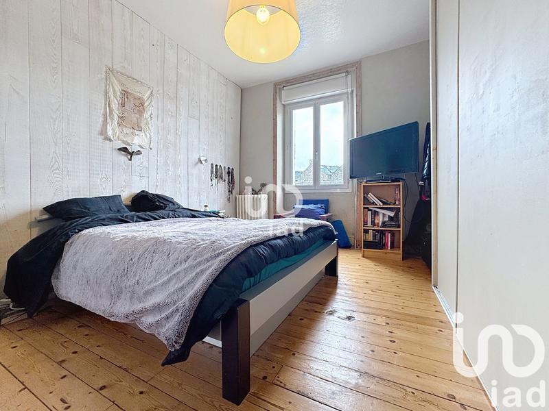 Maison - 186 m² - 8 pièces