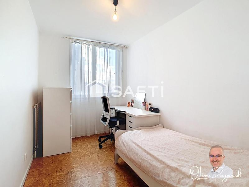 Appartement - 84 m² - 4 pièces