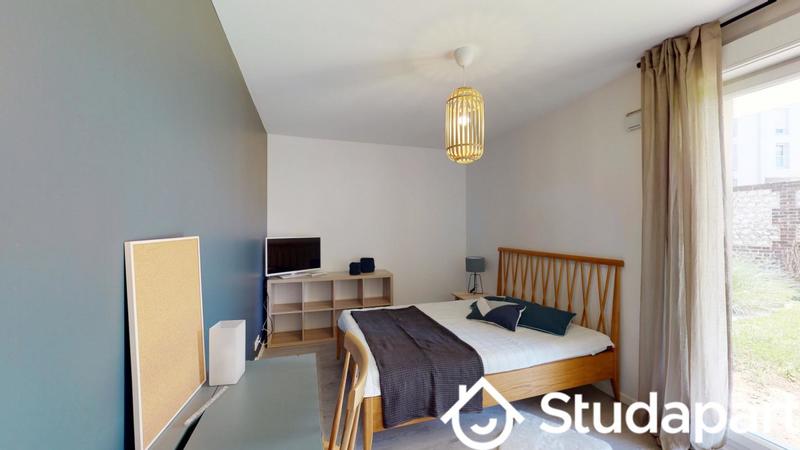 Chambre - 13 m² - 1 pièce