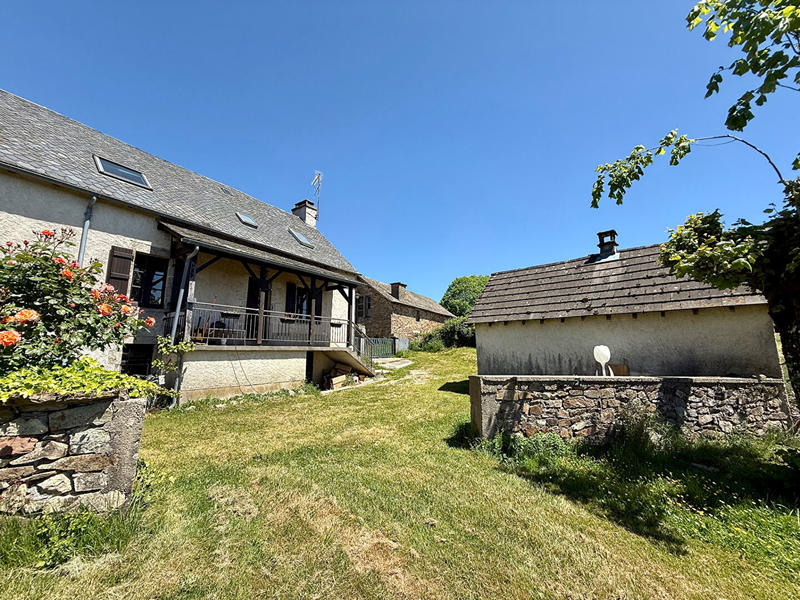 Maison - 80 m² - 5 pièces