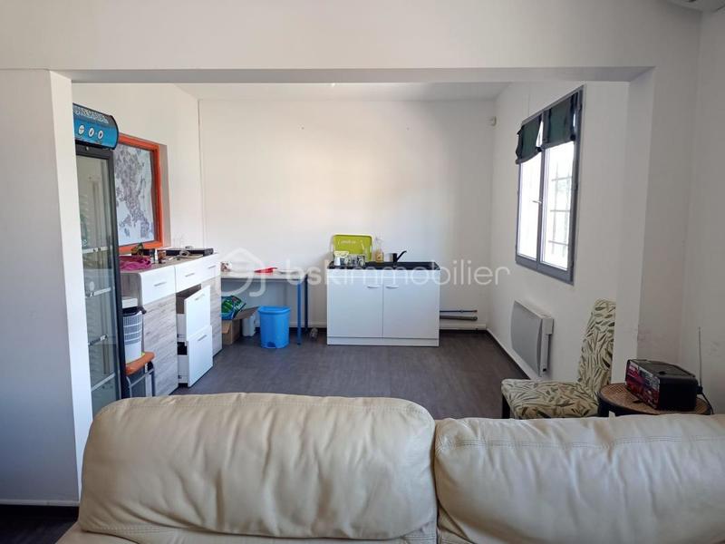 Entrepôt - 1 485 m² - 15 pièces