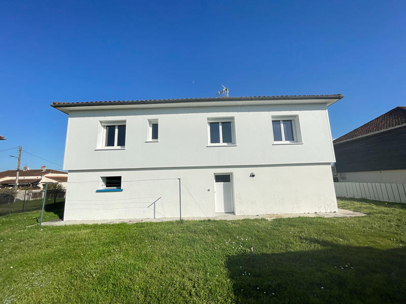 Maison - 88 m² - 4 pièces