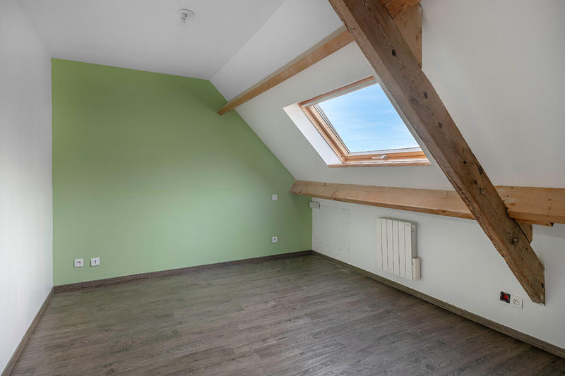 Maison - 96 m² - 4 pièces