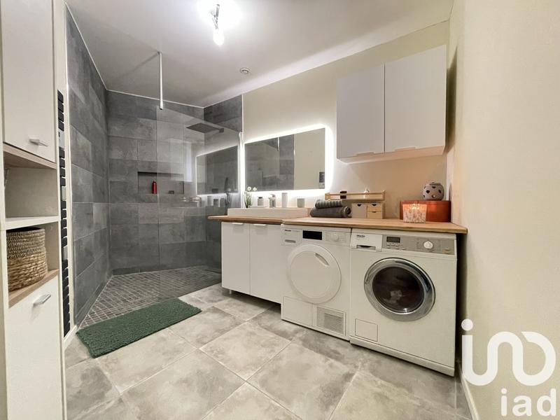 Appartement - 81 m² - 4 pièces