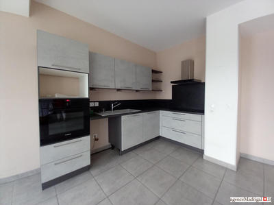 Appartement - 86 m² - 4 pièces