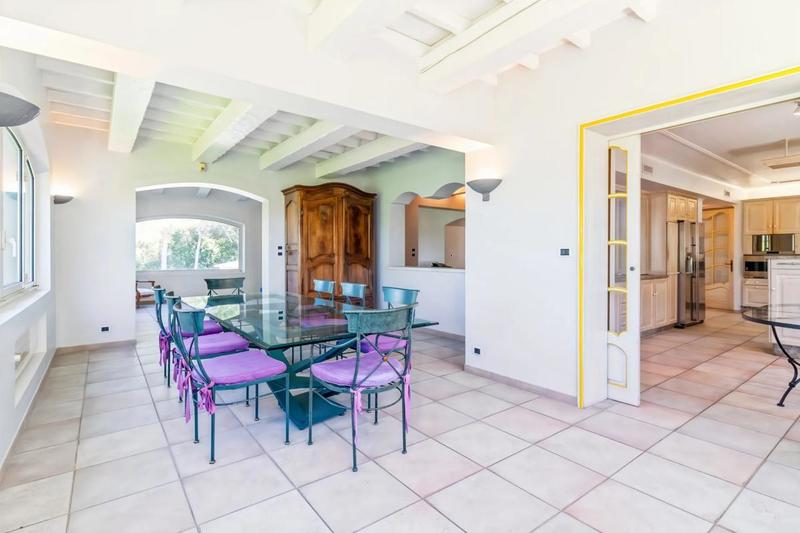 Maison - 500 m² - 8 pièces