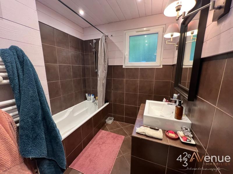 Maison - 152 m² - 6 pièces