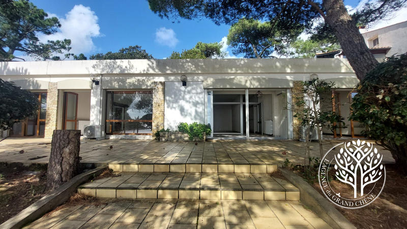 Villa - 187 m² - 7 pièces