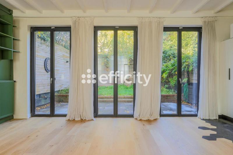 Maison - 105 m² - 5 pièces