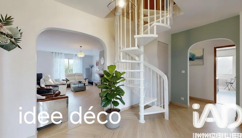 Maison - 171 m² - 6 pièces