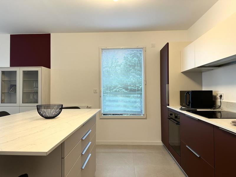 Appartement - 70 m² - 3 pièces