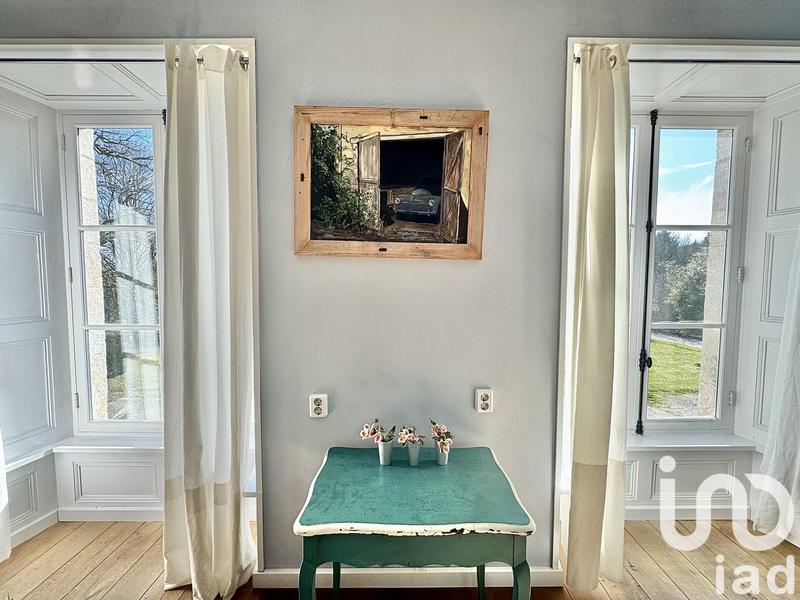 Château - 750 m² - 13 pièces