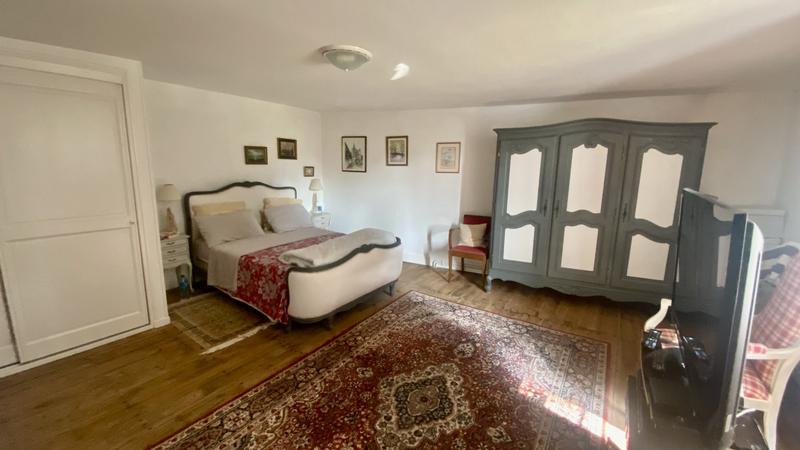 Maison - 274 m² - 7 pièces