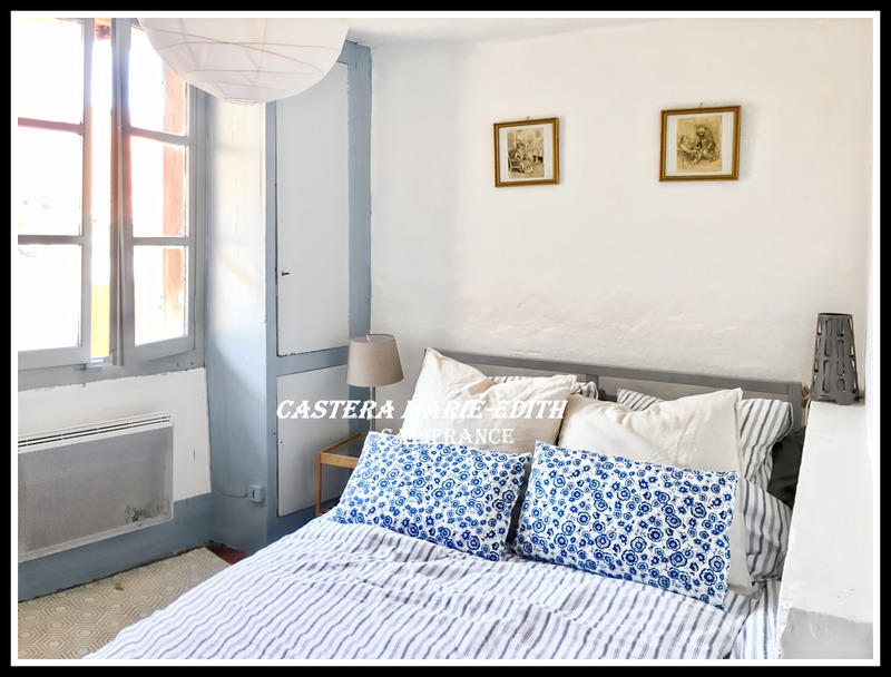 Maison en pierre - 202 m² - 7 pièces