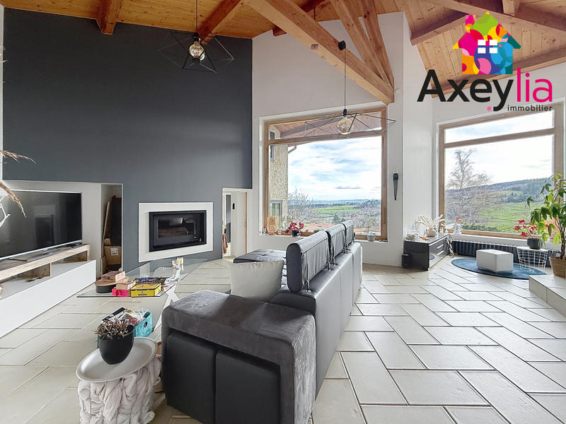 Maison - 195 m² - 8 pièces