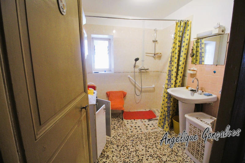 Maison - 160 m² - 7 pièces