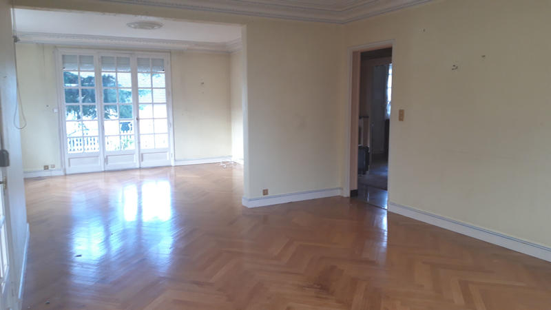 Maison - 177 m² - 7 pièces