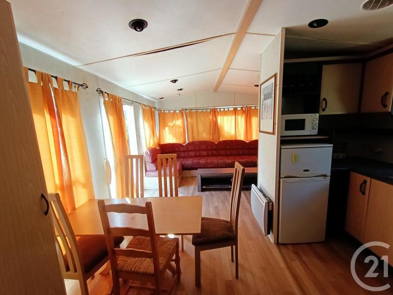 Château - 35 m² - 1 pièce