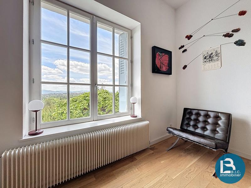 Maison ancienne - 217 m² - 6 pièces