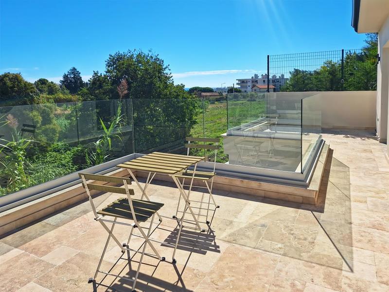 Villa - 104 m² - 4 pièces