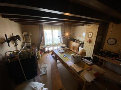 Maison - 99 m² - 5 pièces