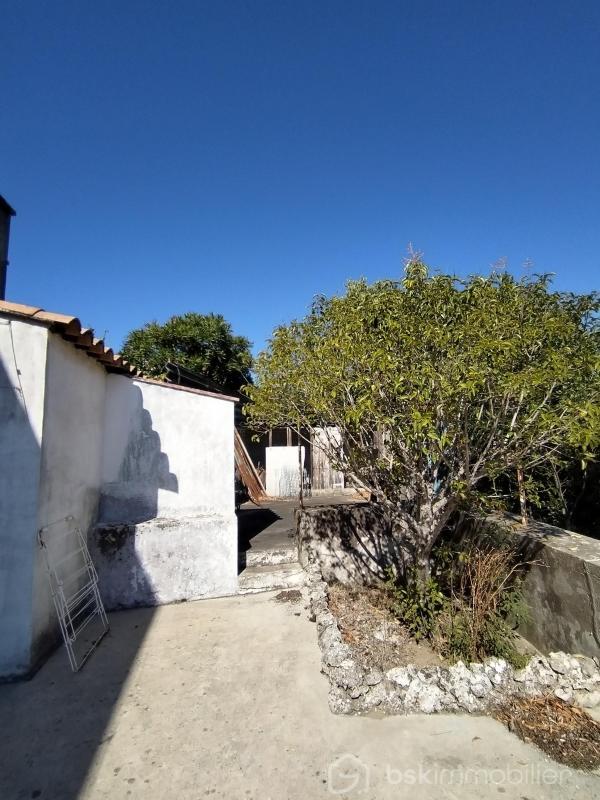 Maison traditionnelle - 205 m² - 10 pièces