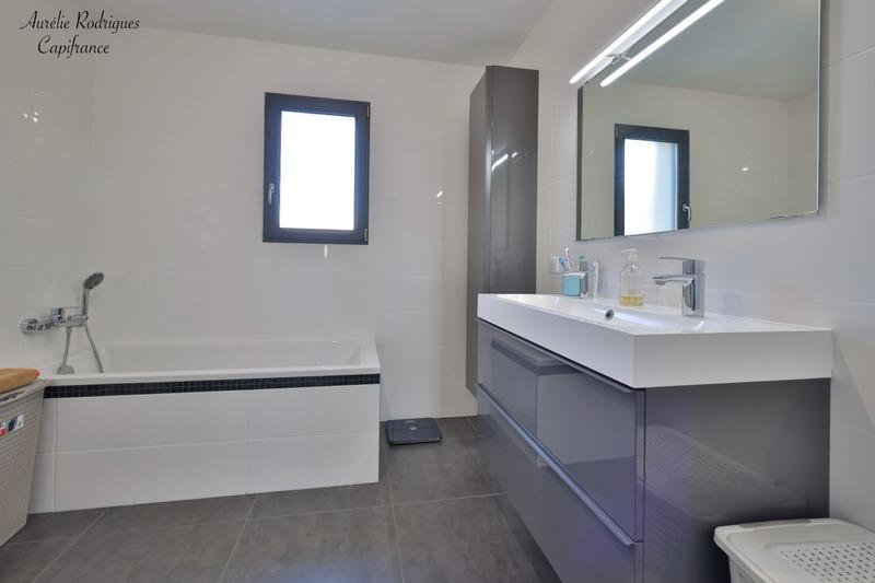 Maison - 138 m² - 6 pièces