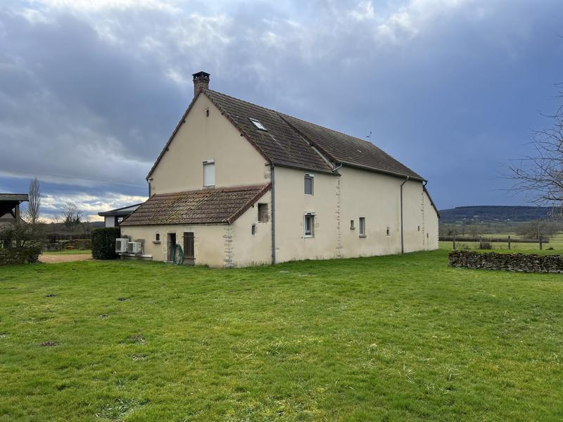 Maison ancienne - 170 m² - 7 pièces