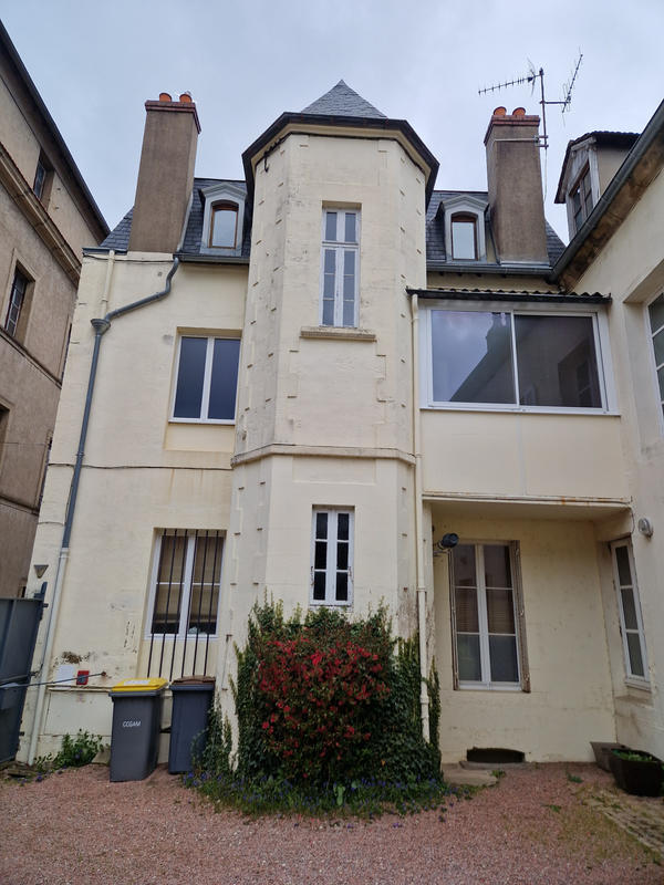 Appartement - 115 m² - 4 pièces