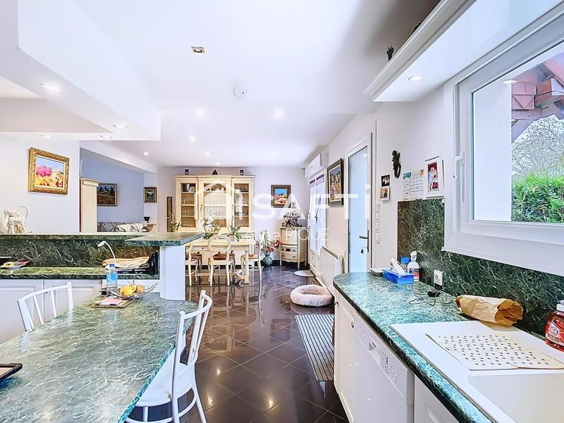 Maison - 115 m² - 5 pièces